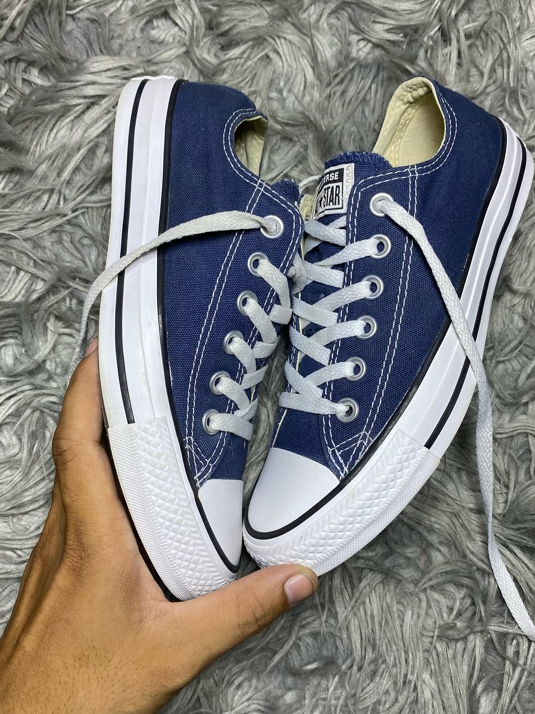 Converse Low Top (37.5)