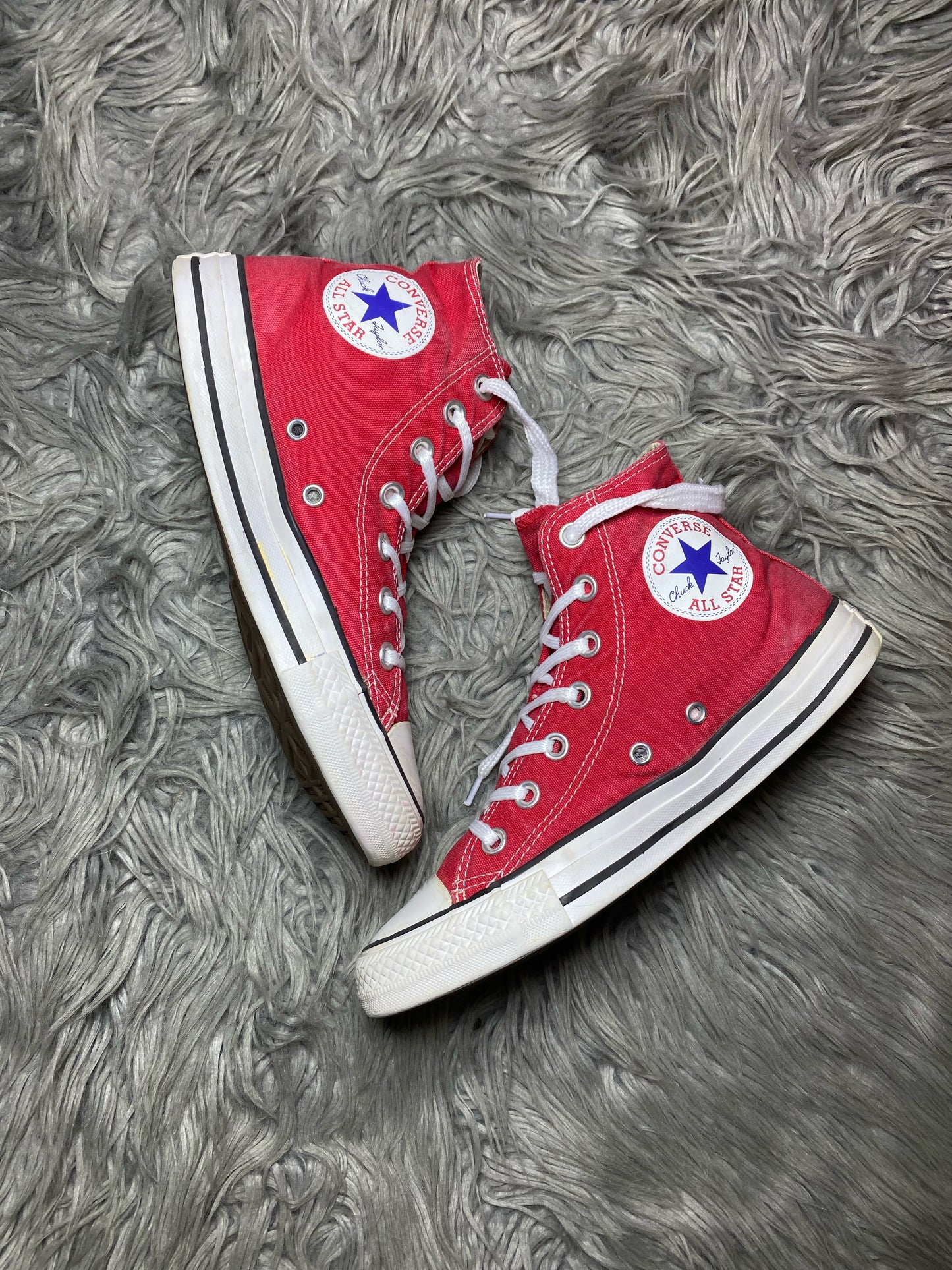 Converse High Top (37.5)