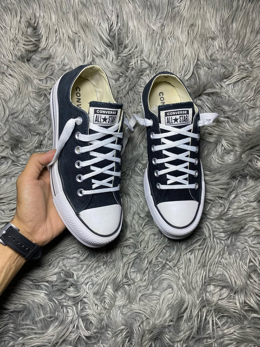 Converse Low Top (39.5)