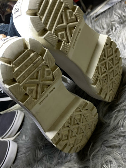 Converse High Top (39.5)