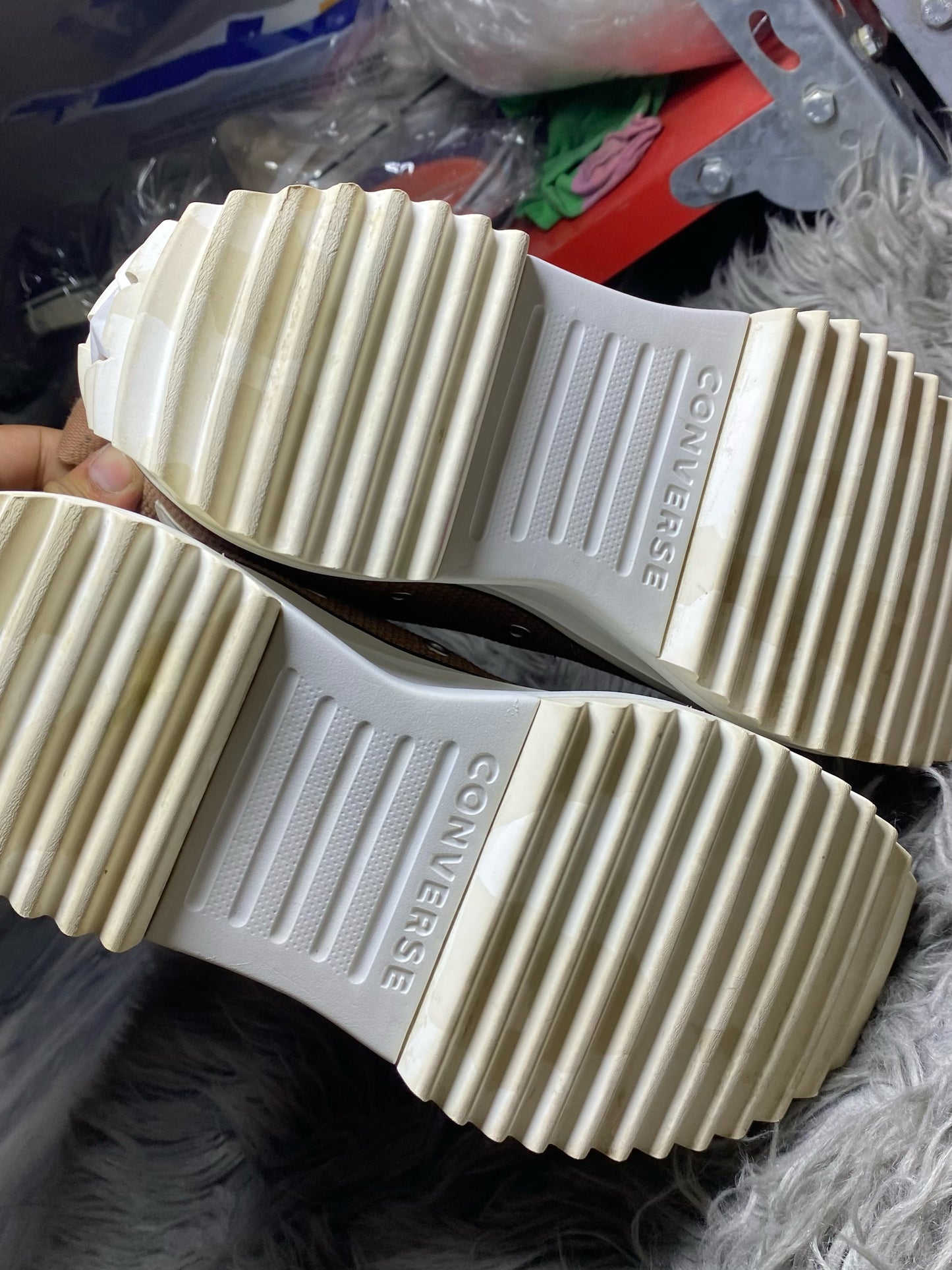 Converse High Top (41)