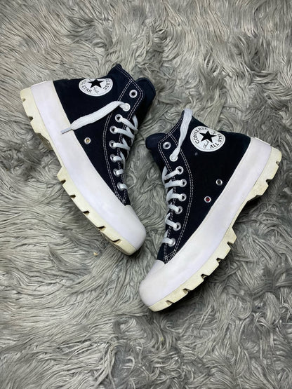Converse High Top (39.5)
