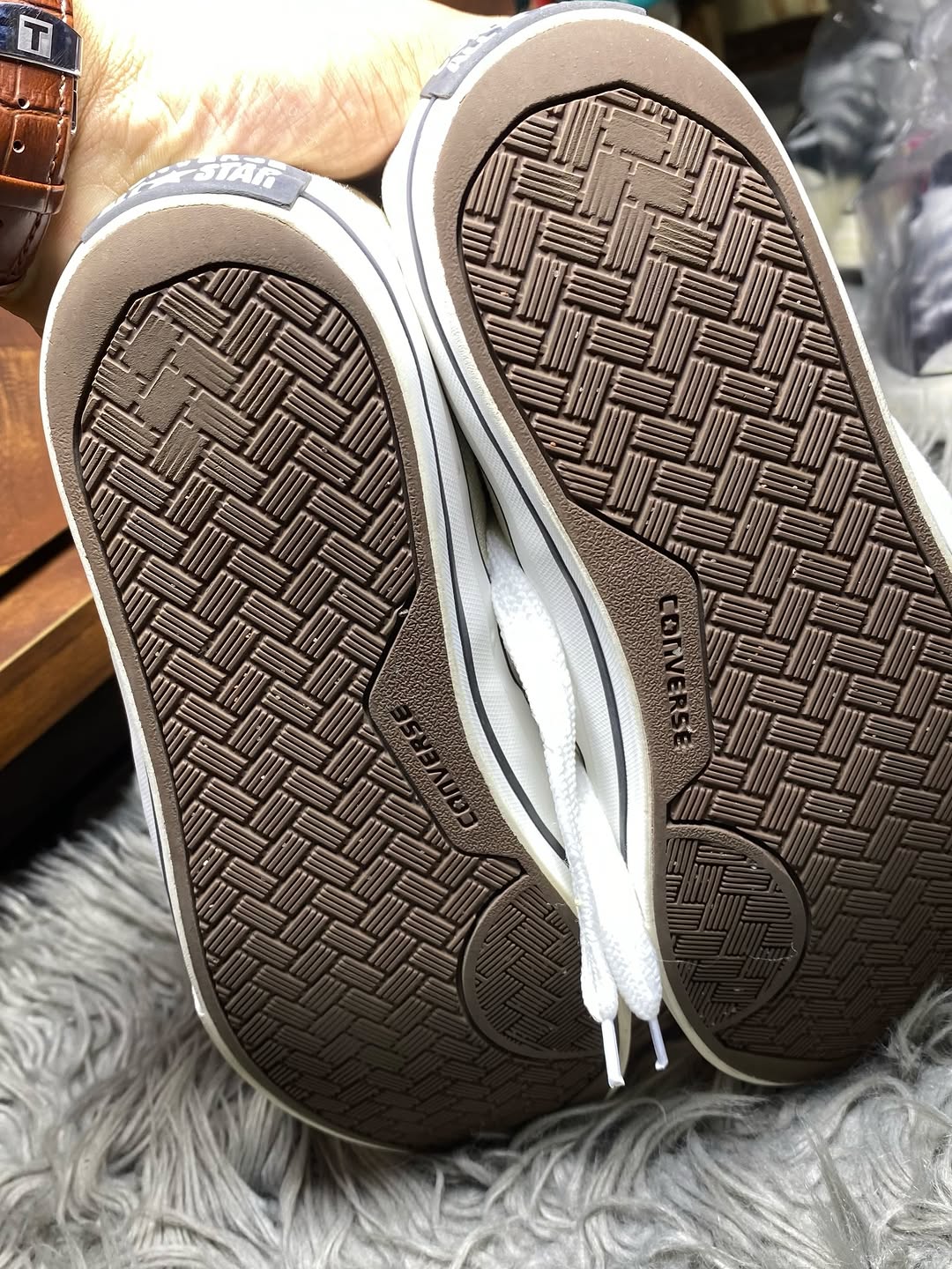 Converse Low Top (38.5)