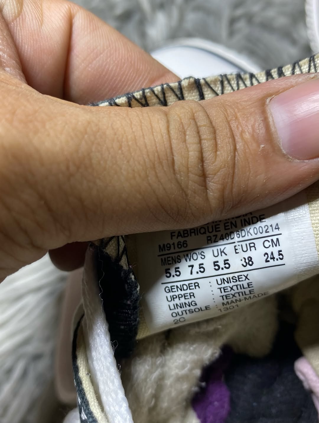 Converse Low Top (38)