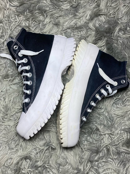 Converse High Top (39.5)