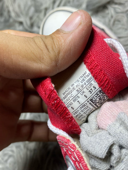 Converse High Top (37.5)