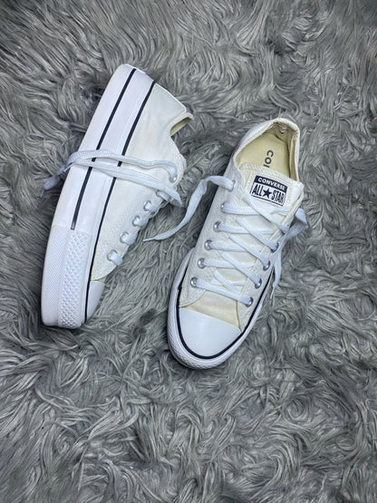 Converse Low Top (39.5)