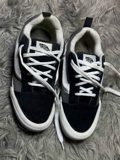 Vans Low Top (38.5)