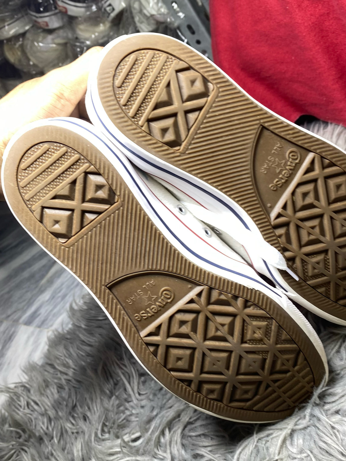 Converse Low Top (44)