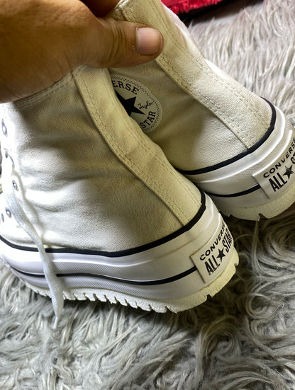 Converse High Top (39.5)