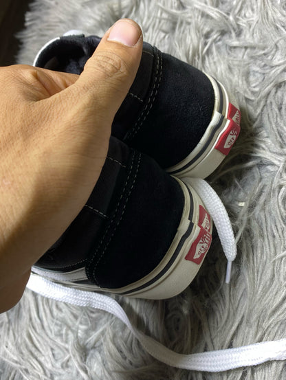 Vans Low Top (40)