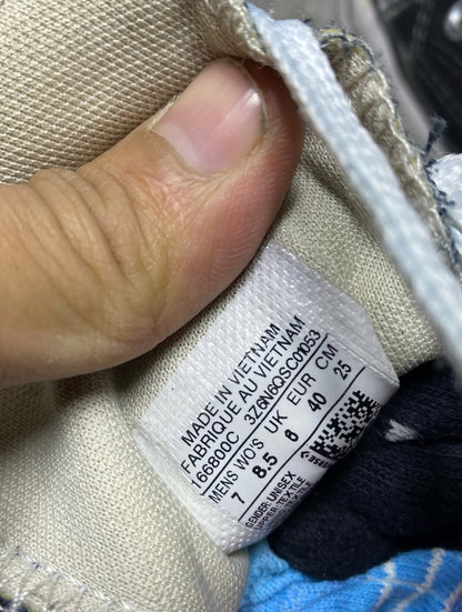 Converse High Top (40)