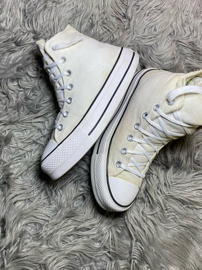 Converse High Top (39)
