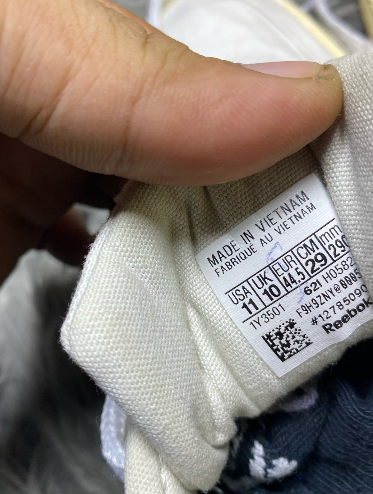Reebok Shoes Size (44.5)