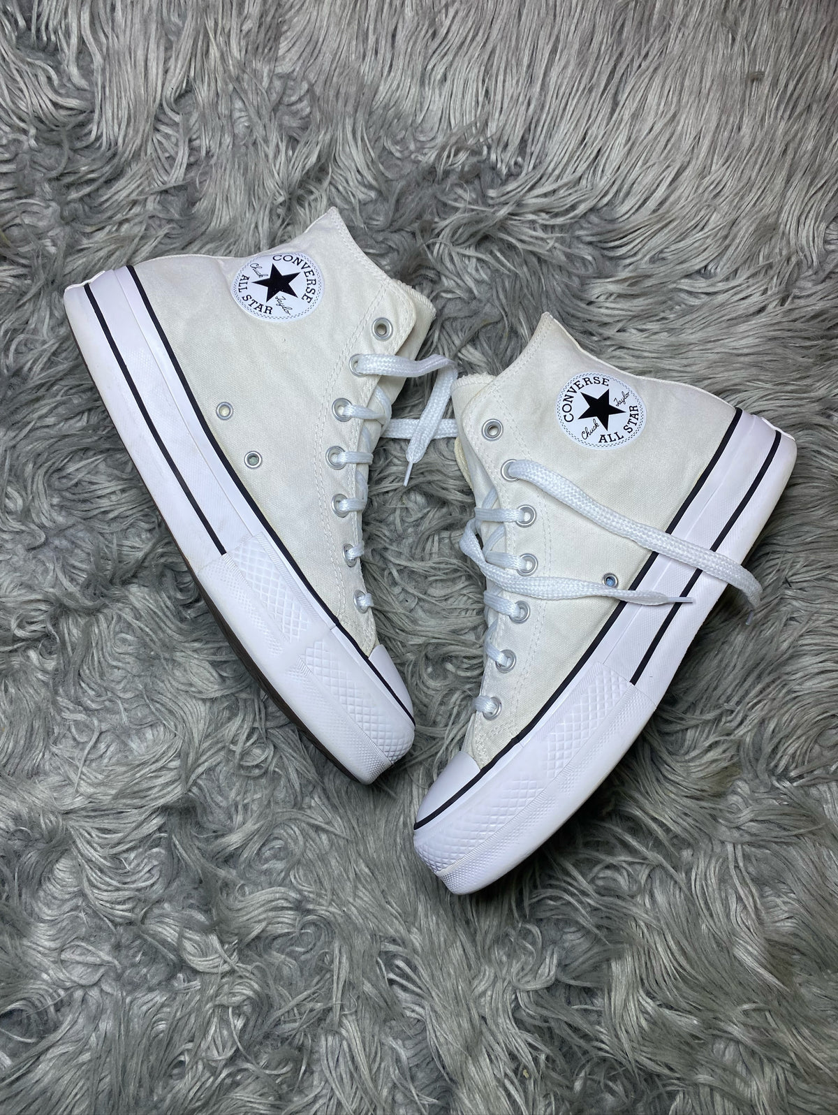 Converse High Top (41)