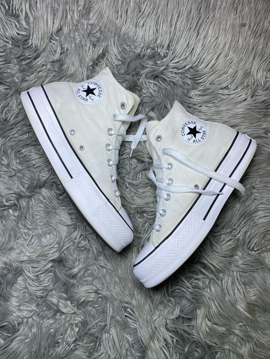 Converse High Top (41)