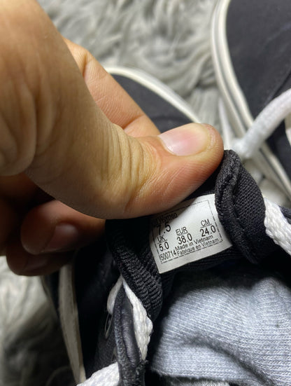 Vans Low Top (38)