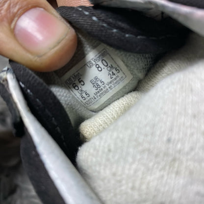 Vans Low Top (38.5)
