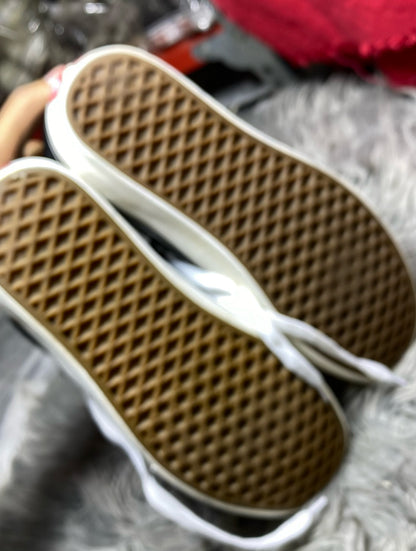 Vans Low Top (40.5)