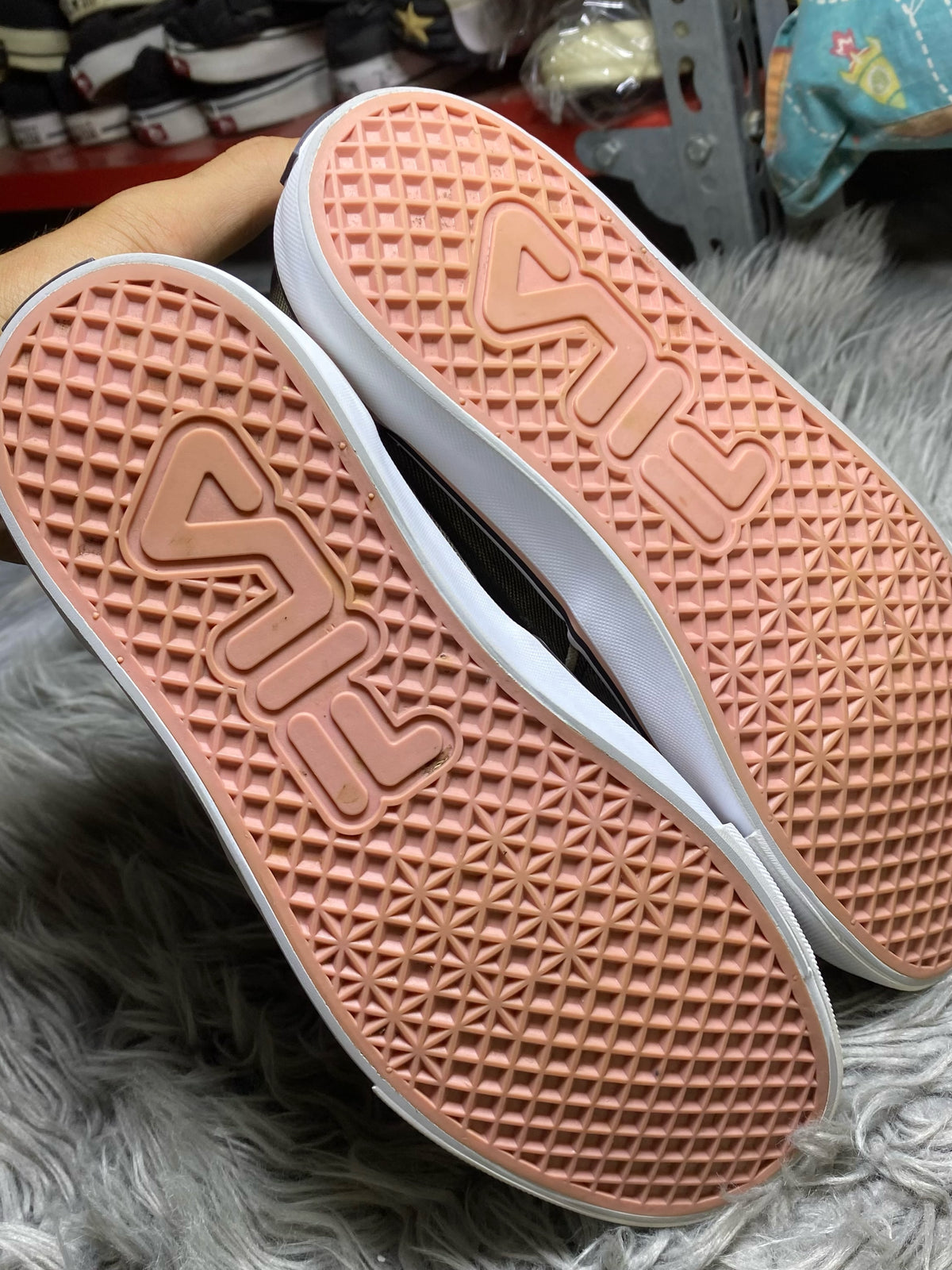 Fila Shoes Size (42)