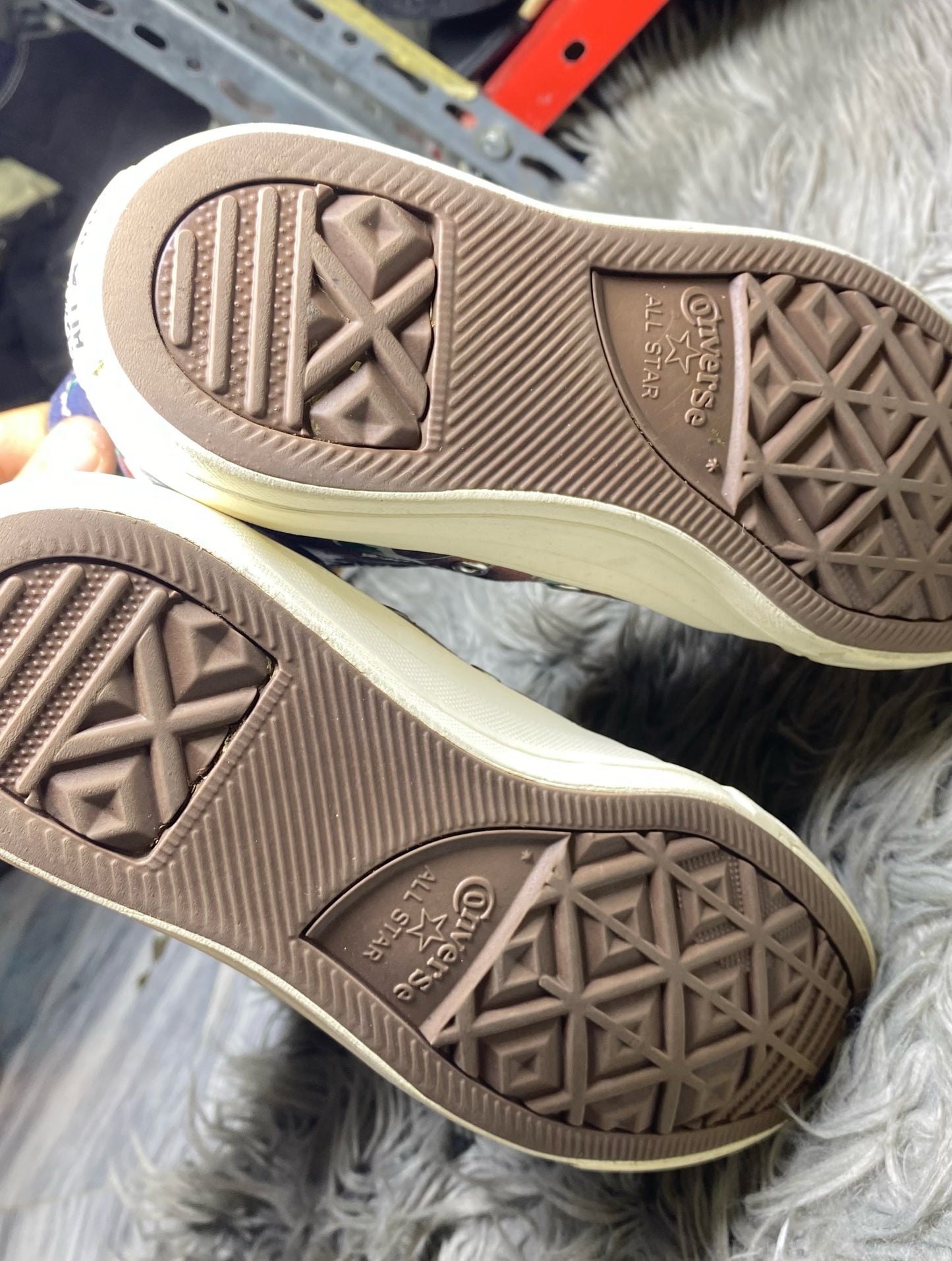 Converse High Top (39.5)