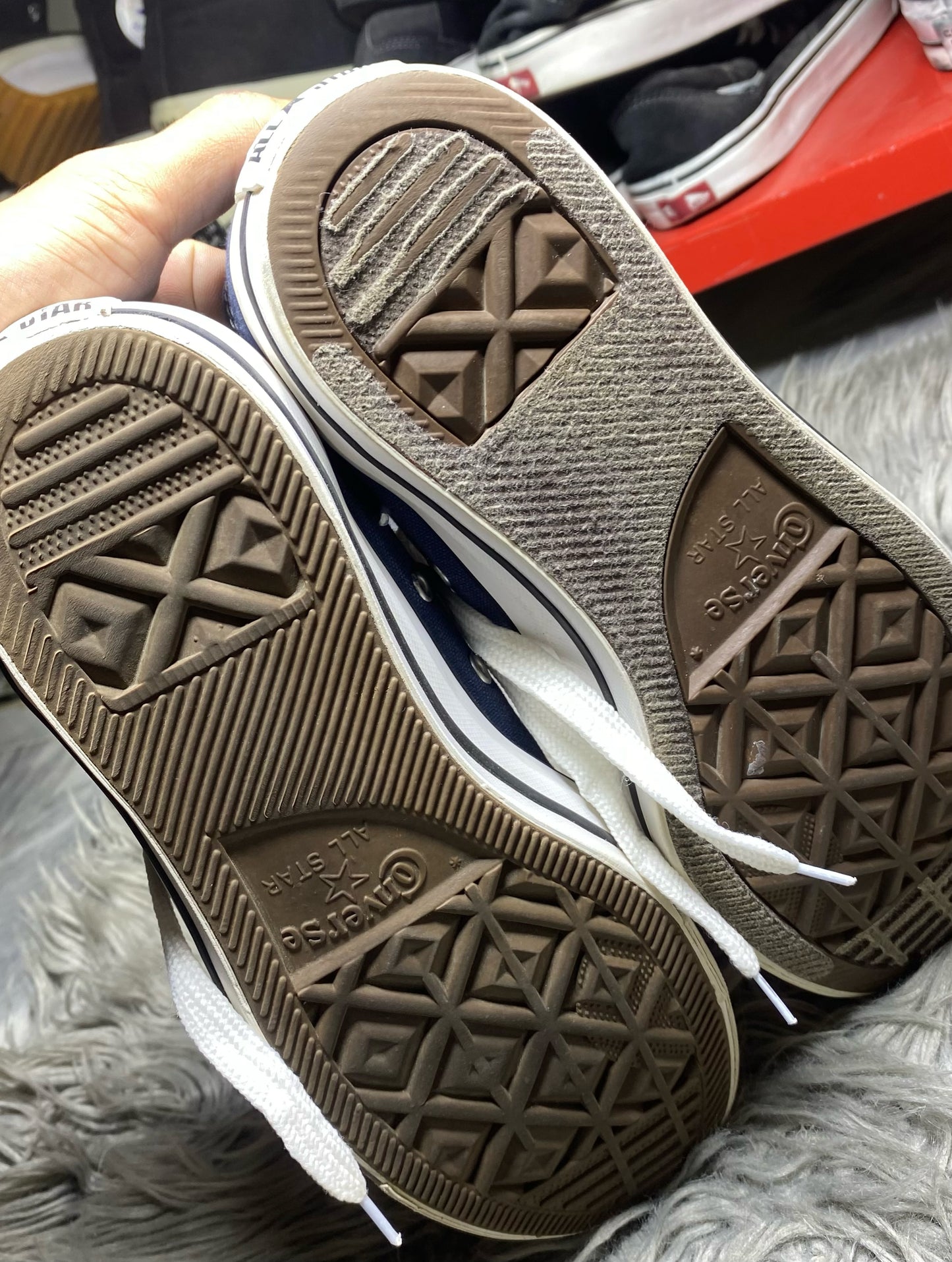 Converse Low Top (41.5)