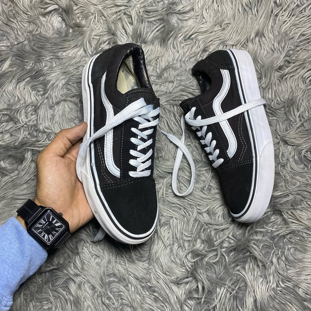 Vans Low Top (38)