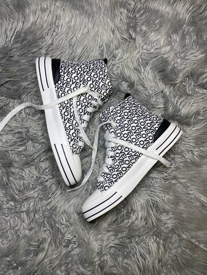 Grace land Shoes Size (40)