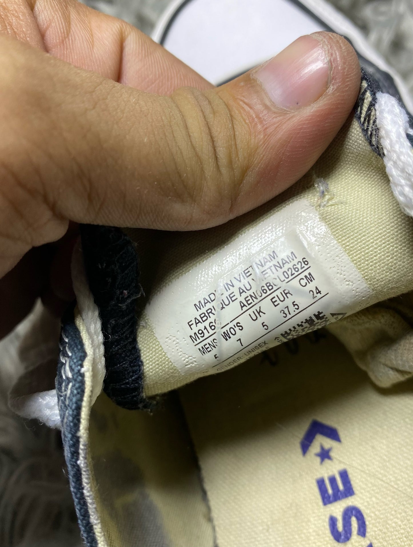 Converse Low Top (37.5)