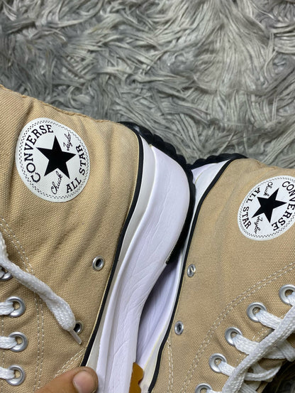 Converse High Top (41)