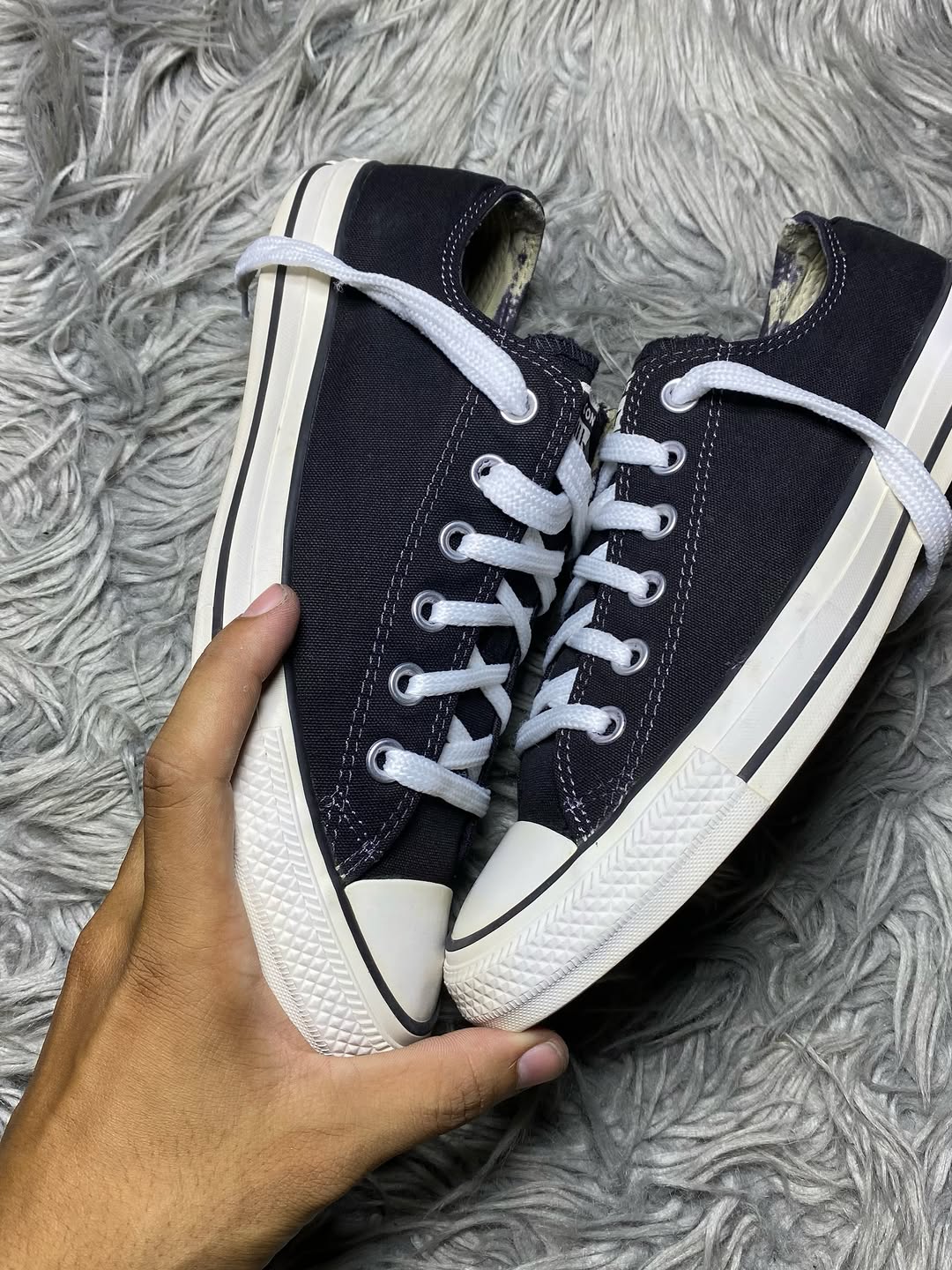Converse Low Top (41)