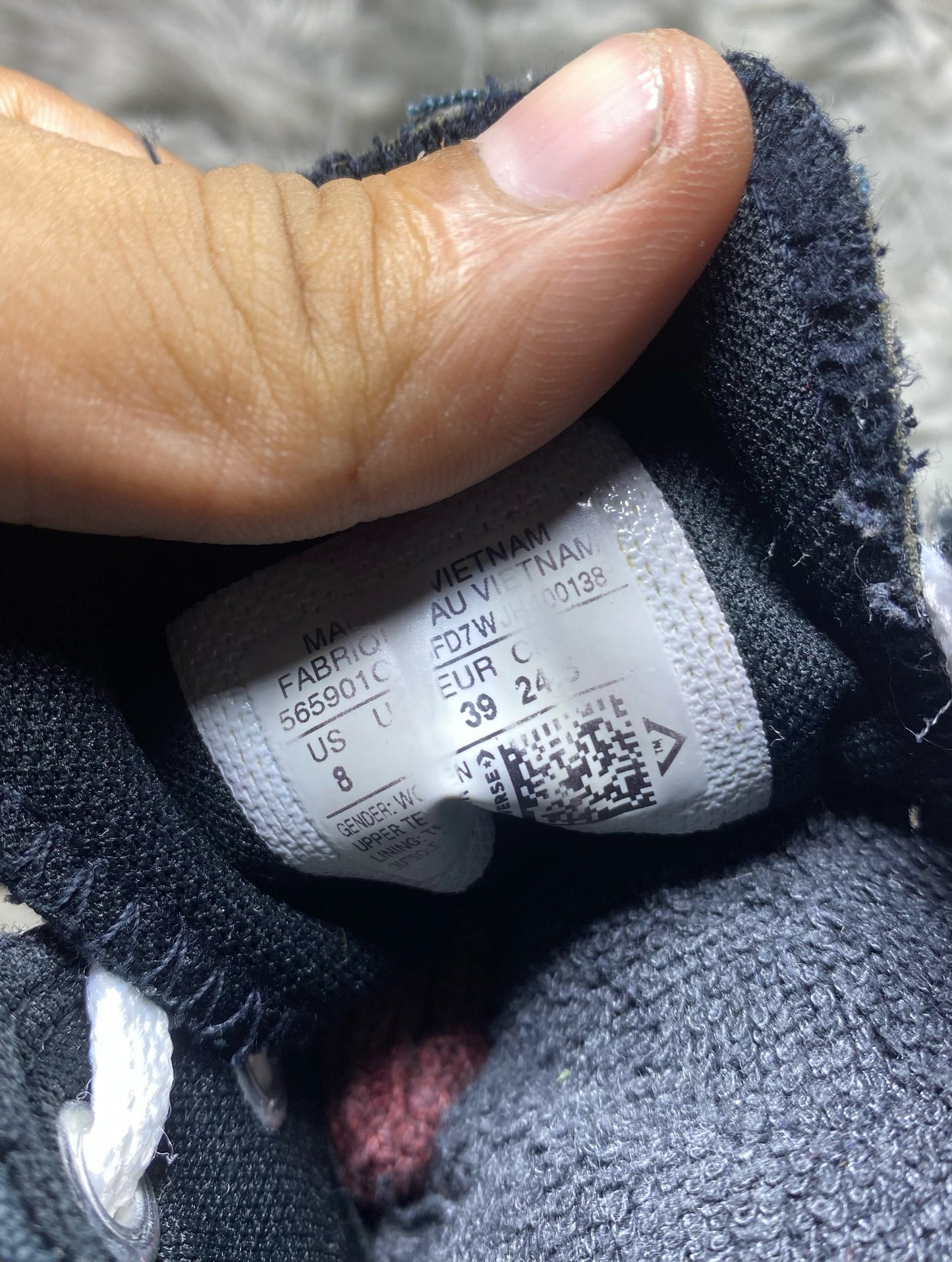 Converse High Top (39)