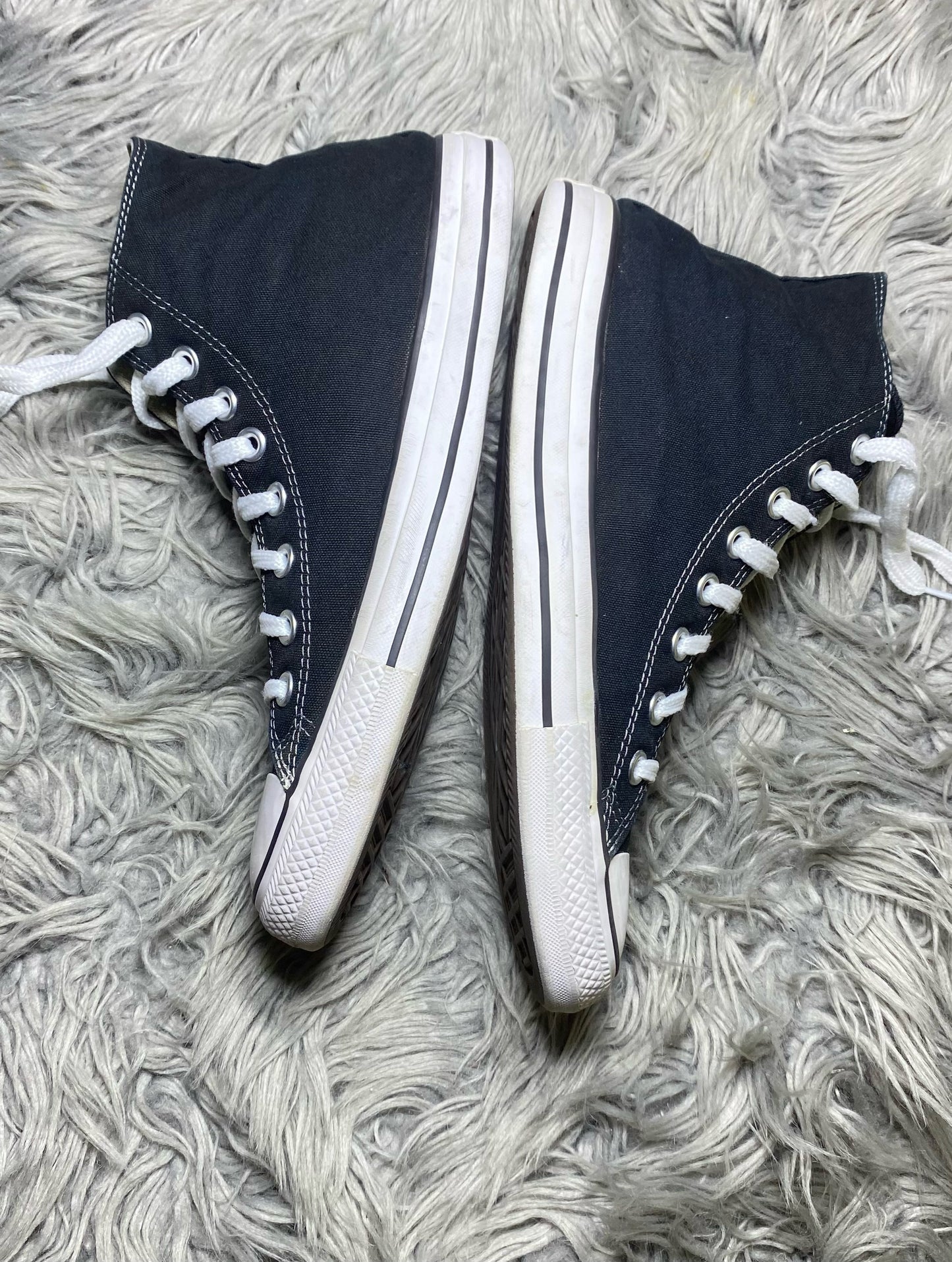 Converse High Top (42)
