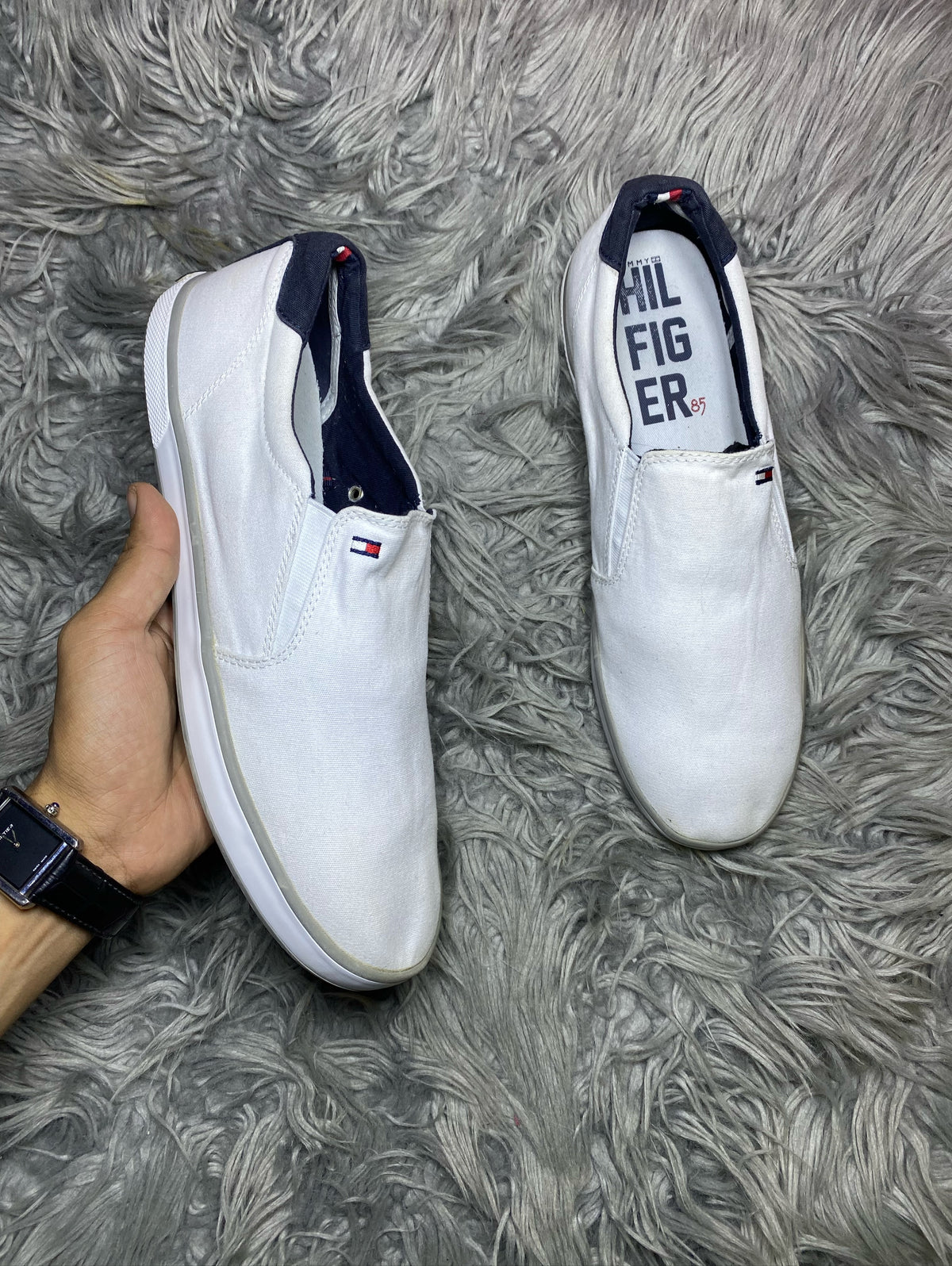 HILFIGER SHOES SIZE (44)