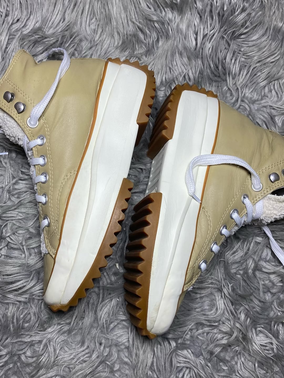 Converse High Top (40)