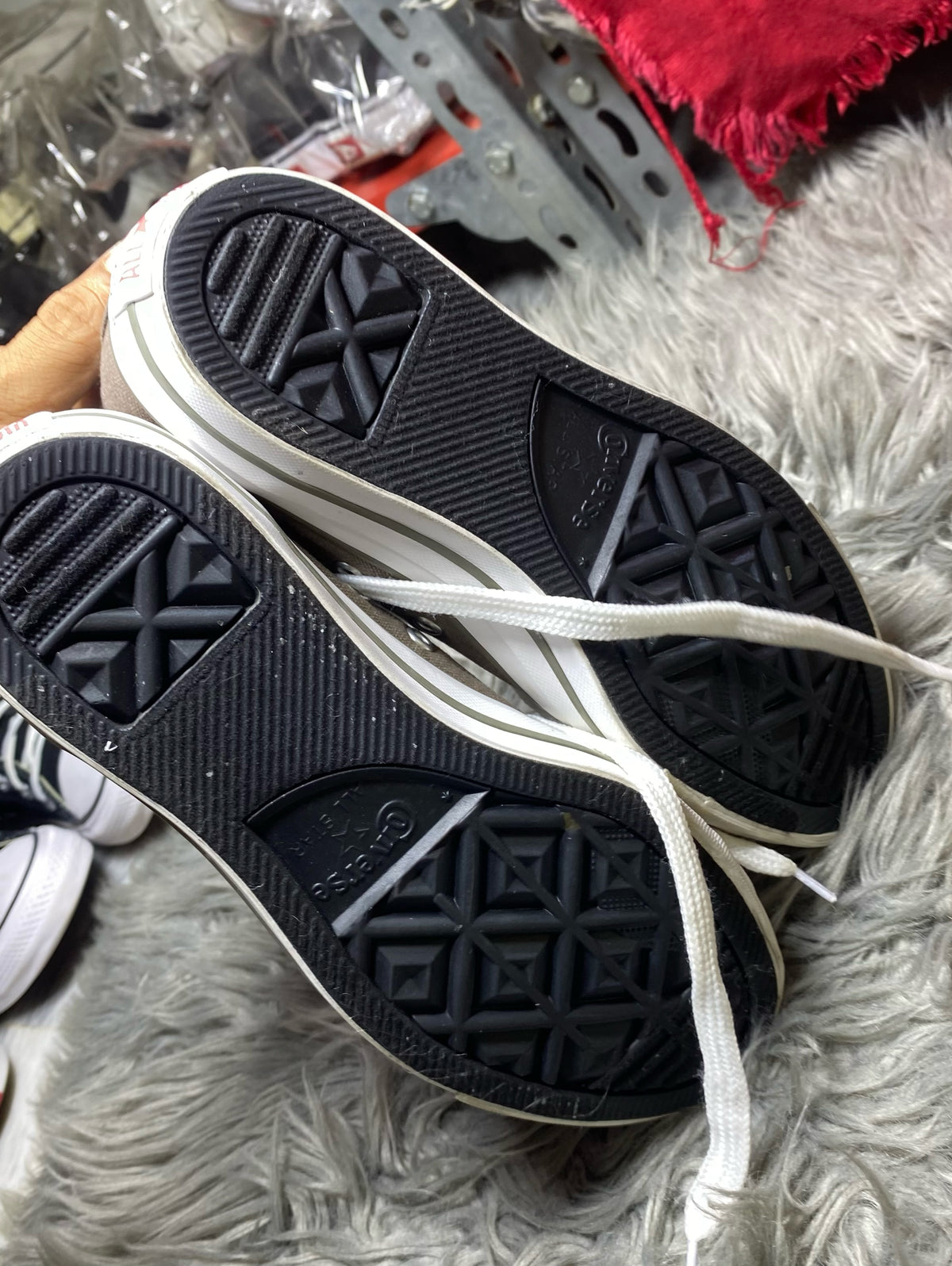 Converse Low Top (37.5)