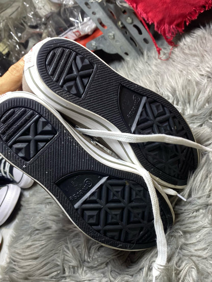 Converse Low Top (37.5)