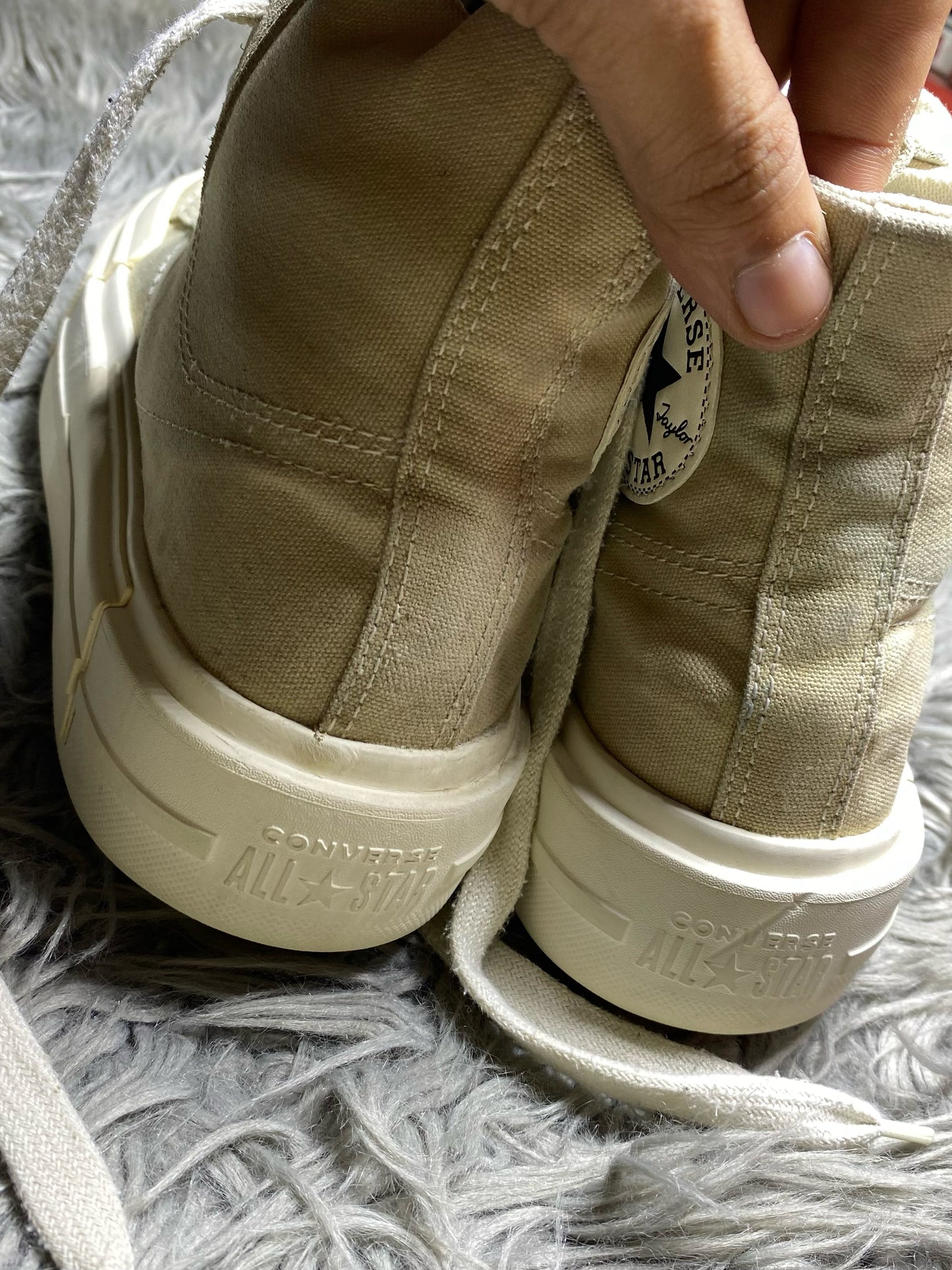 Converse High Top (40)