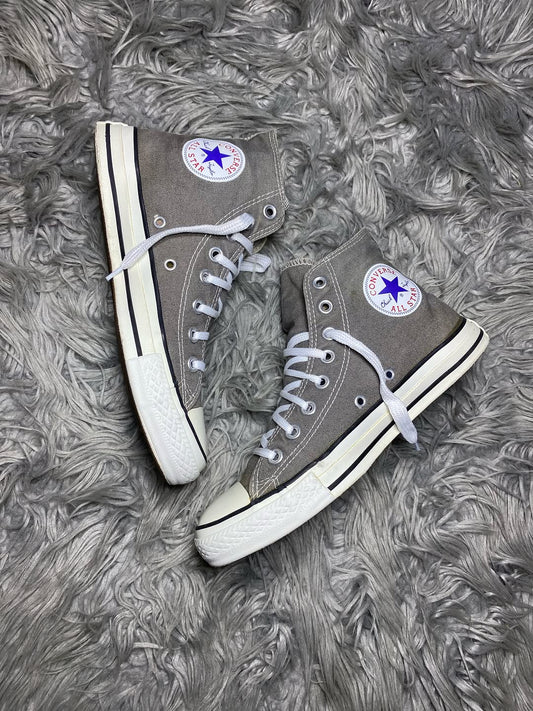 Converse High Top (39.5)