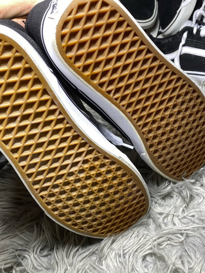 Vans High Top (40.5)
