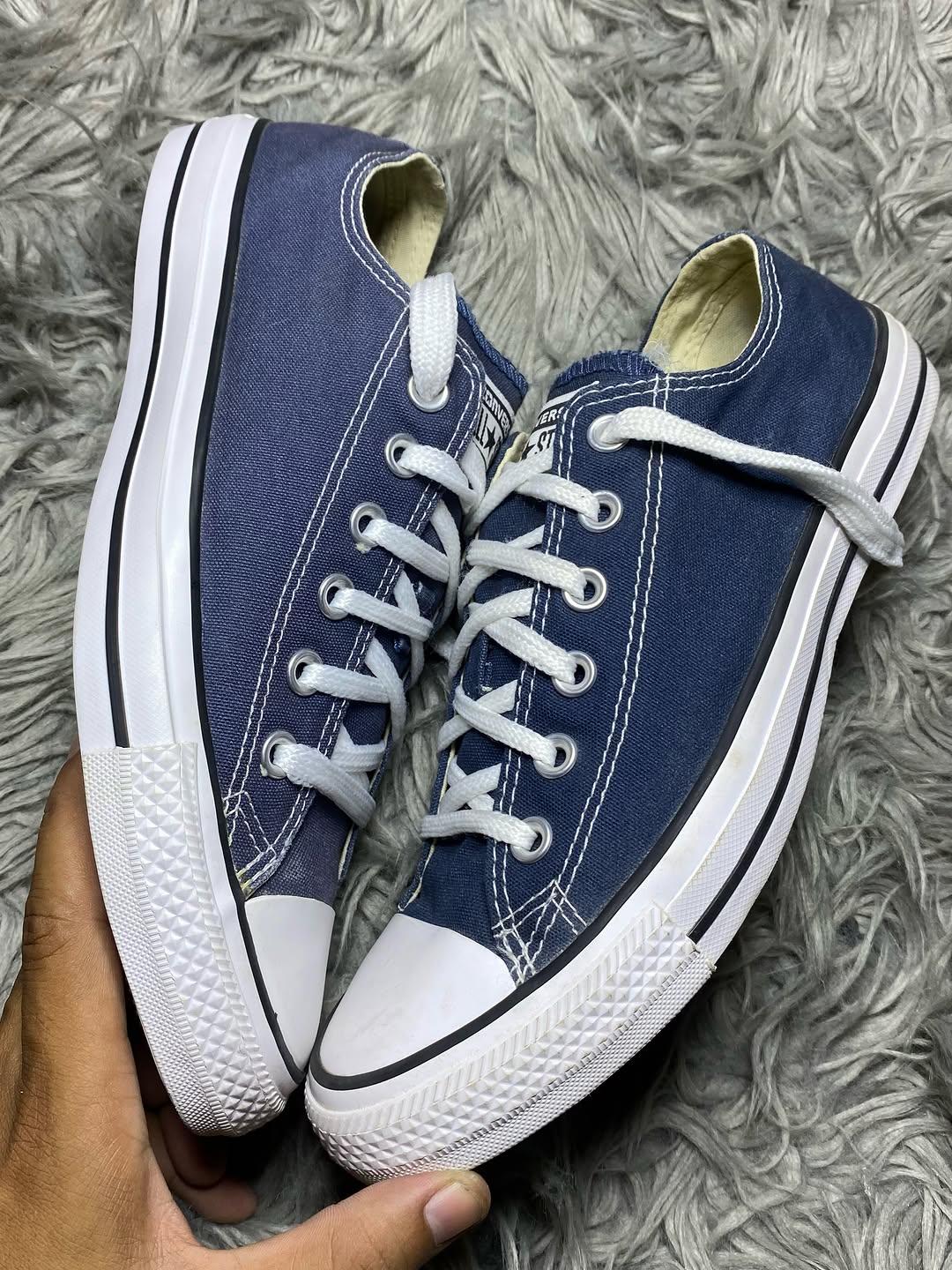 Converse Low Top (41.5)