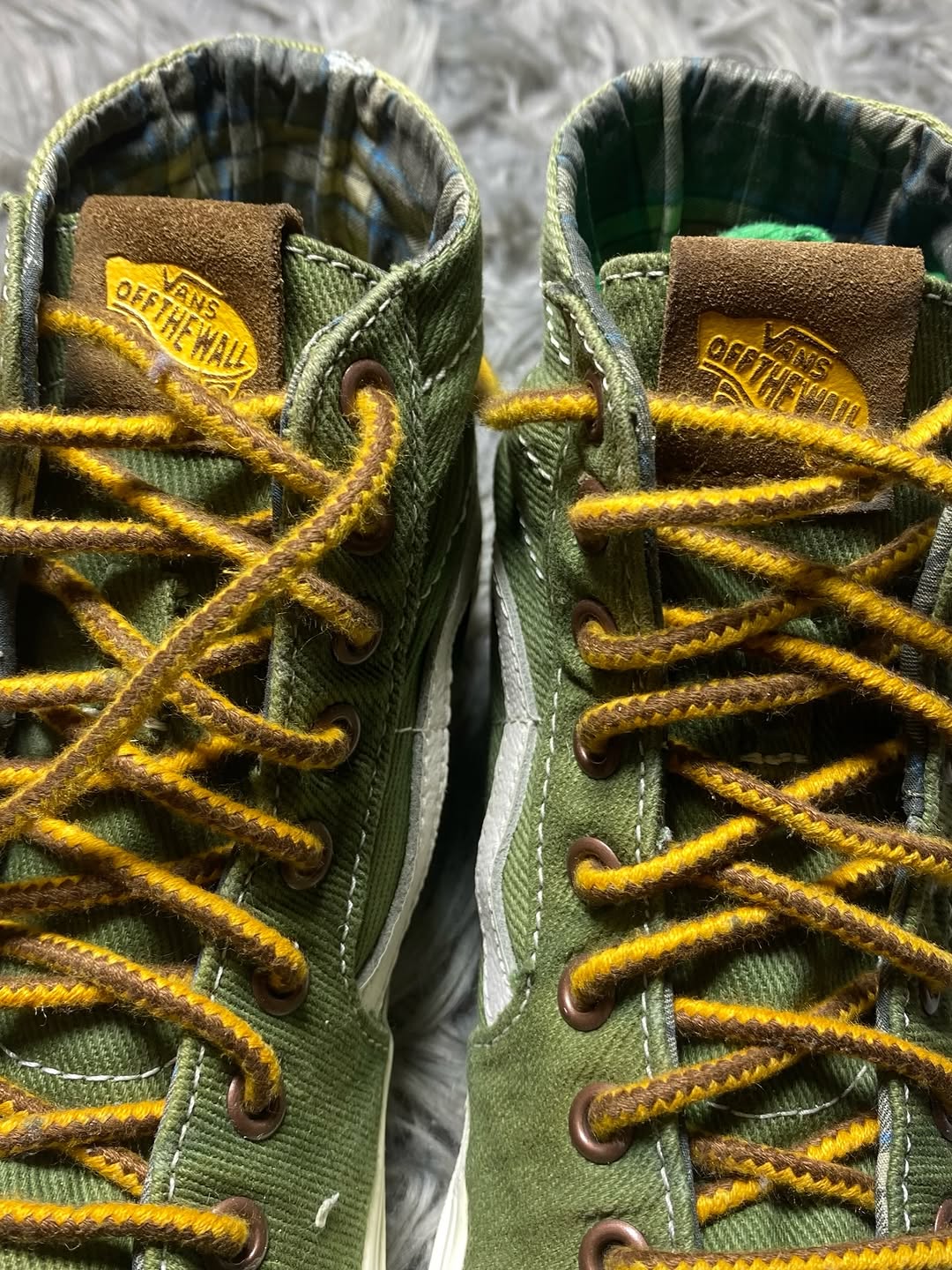 Vans High Top (40.5)