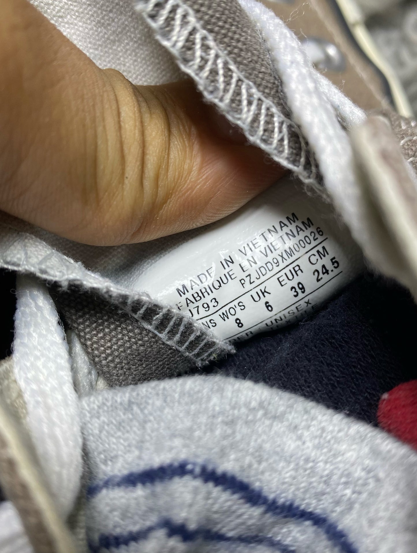 Converse High Top (39)