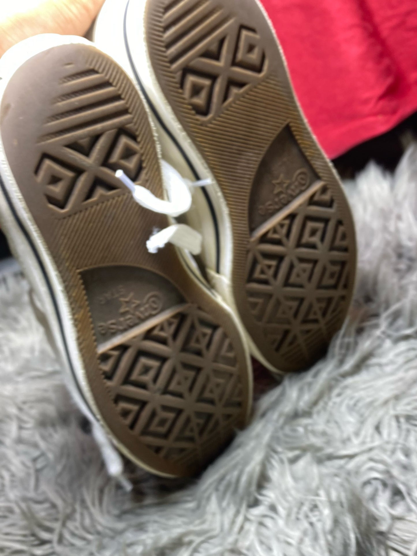 Converse Low Top (41)