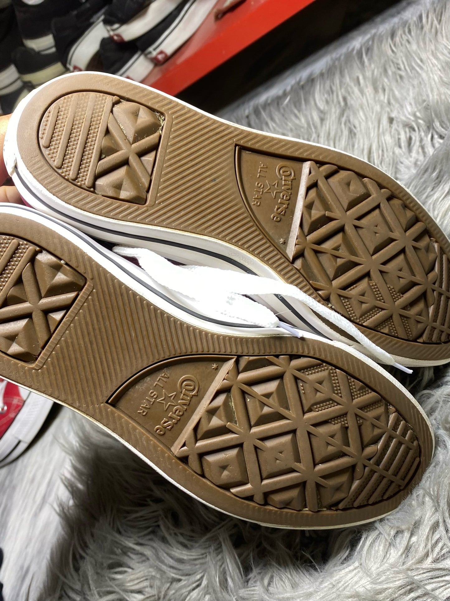 Converse Low Top (39.5)