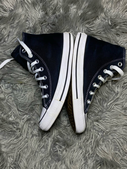 Converse High Top (37.5)