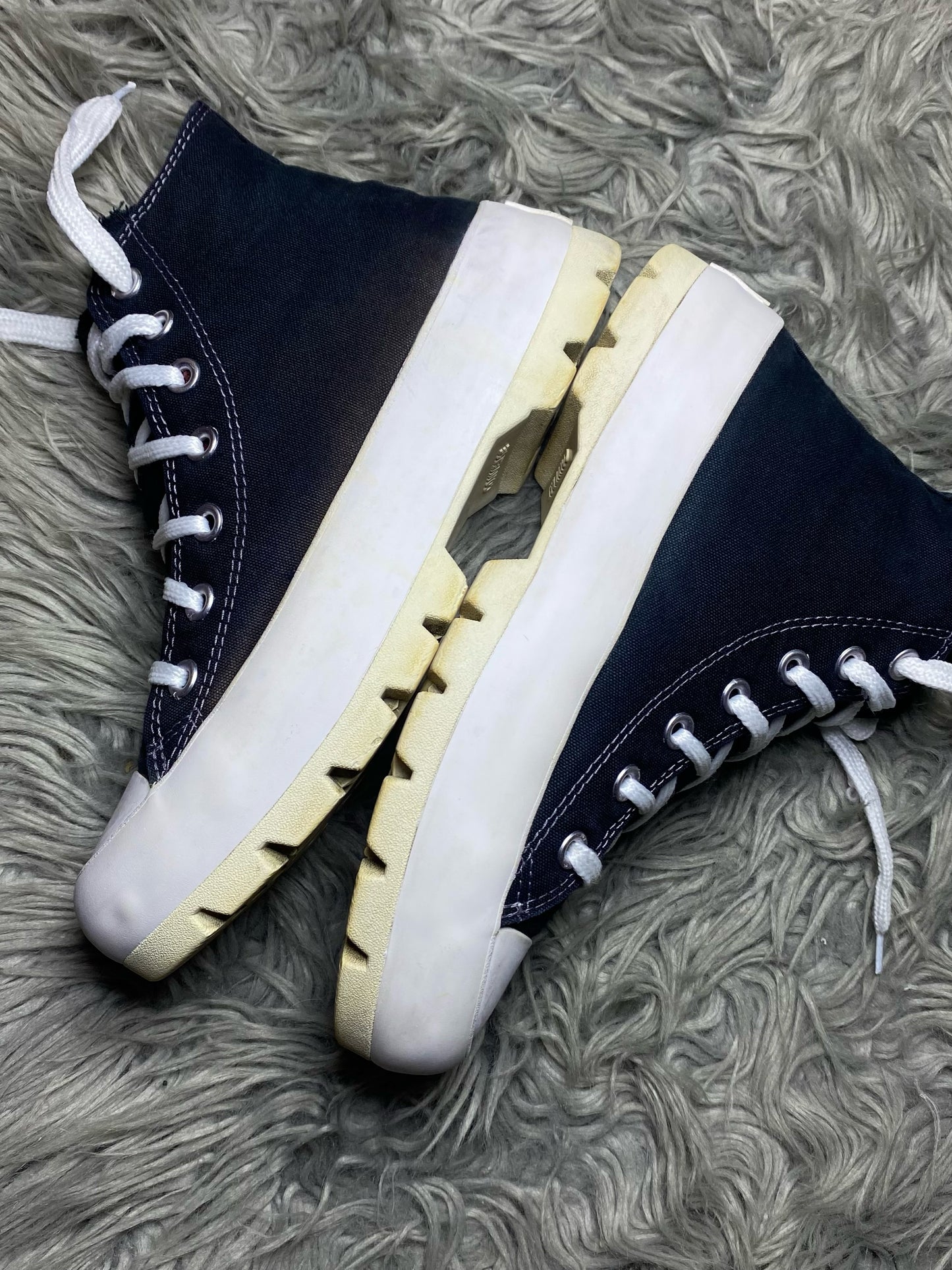 Converse High Top (39)