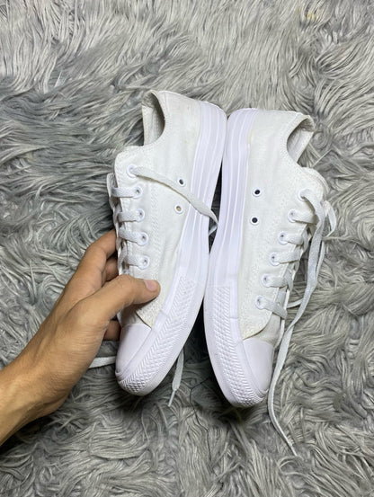 Converse Low Top (41)