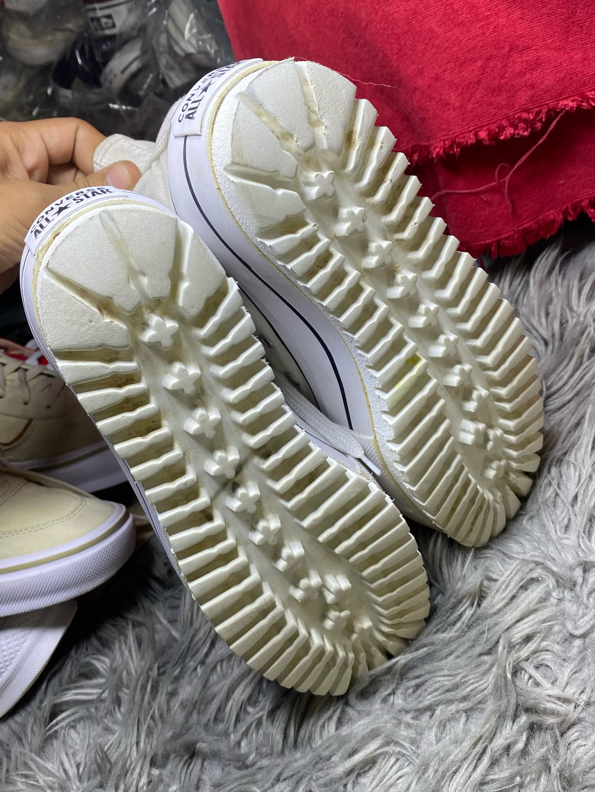 Converse High Top (39.5)