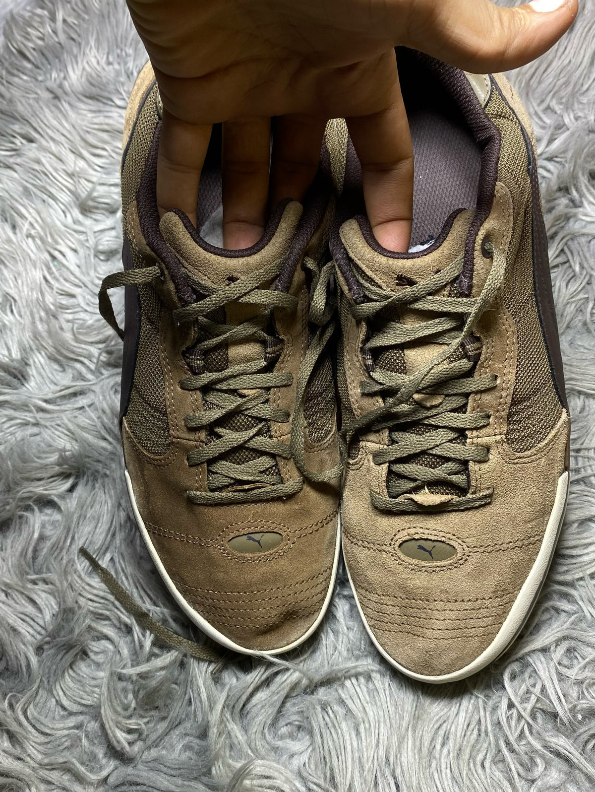 PUMA SHOES SIZE (44.5)